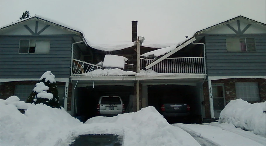 Get a new roof installed with Robbins Roofing