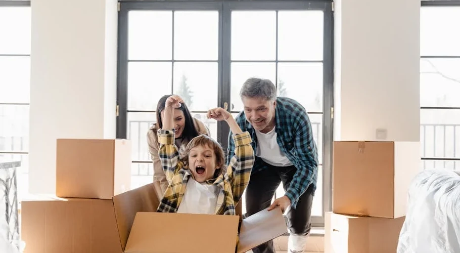 Family Moving Into New Home in Edmond OK