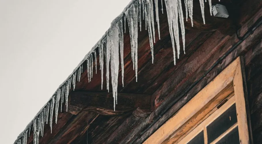 a roof with ice dams