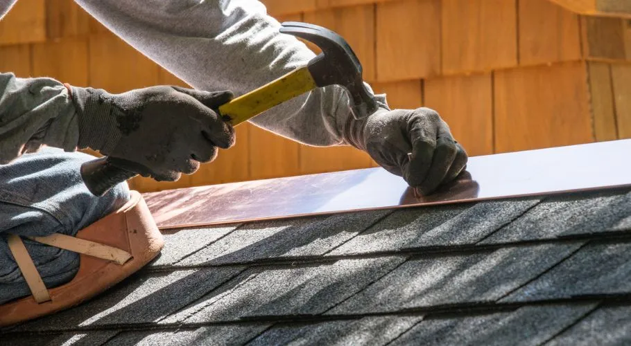 roofer, roof, hands