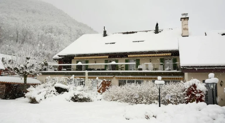 Keeping Your Roof in Top Shape During the Christmas Season