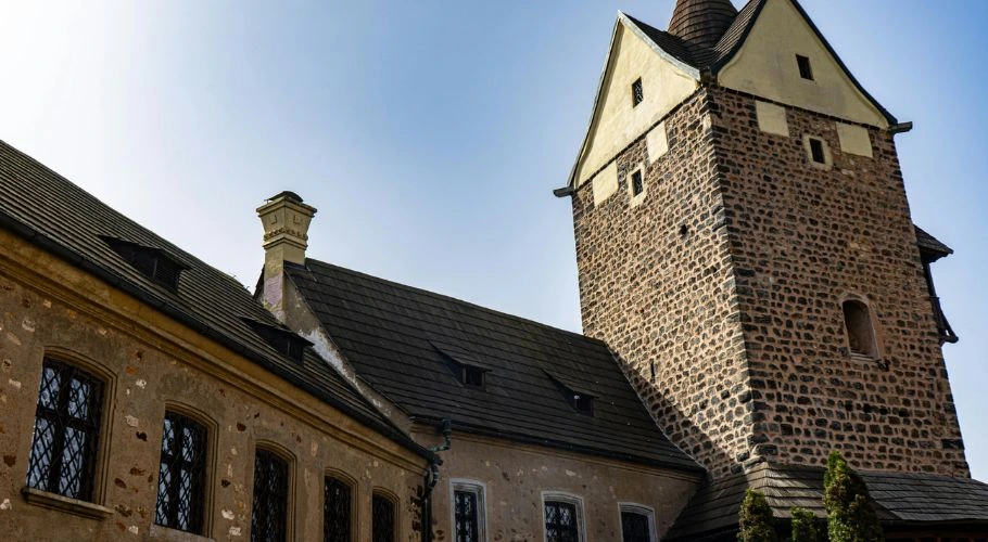 Roof Restoration for Older Homes