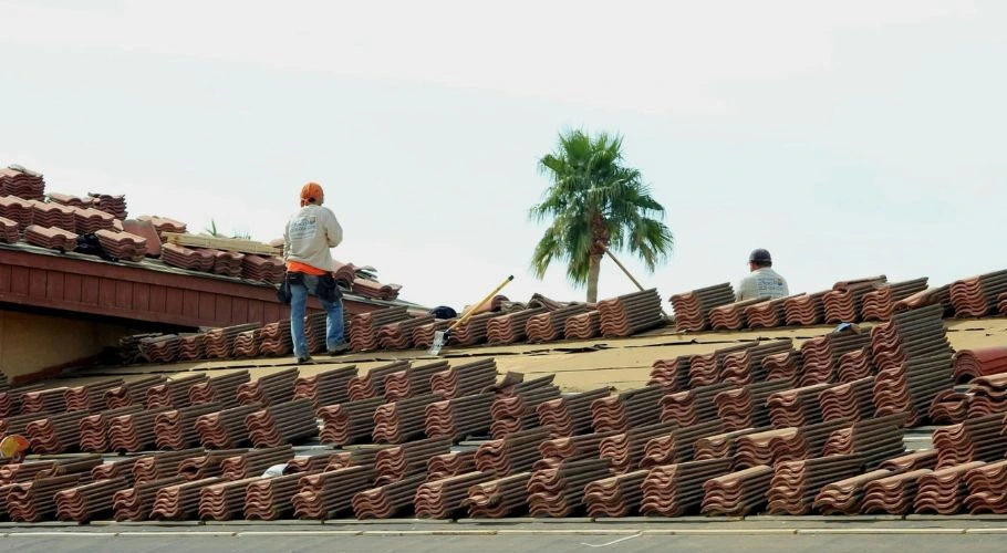 5 Signs That It's Time for a New Roof Installation